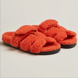 Hermes Chypre Sandal. Woolskin Orange. Size 37.